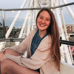 Meet your Posher, Hannah